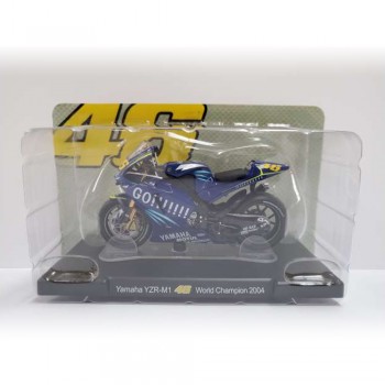 Machetă moto Magazine Models [1:18] - Yamaha 2004 YZR-M1 Valentino Rossi 46 Collection